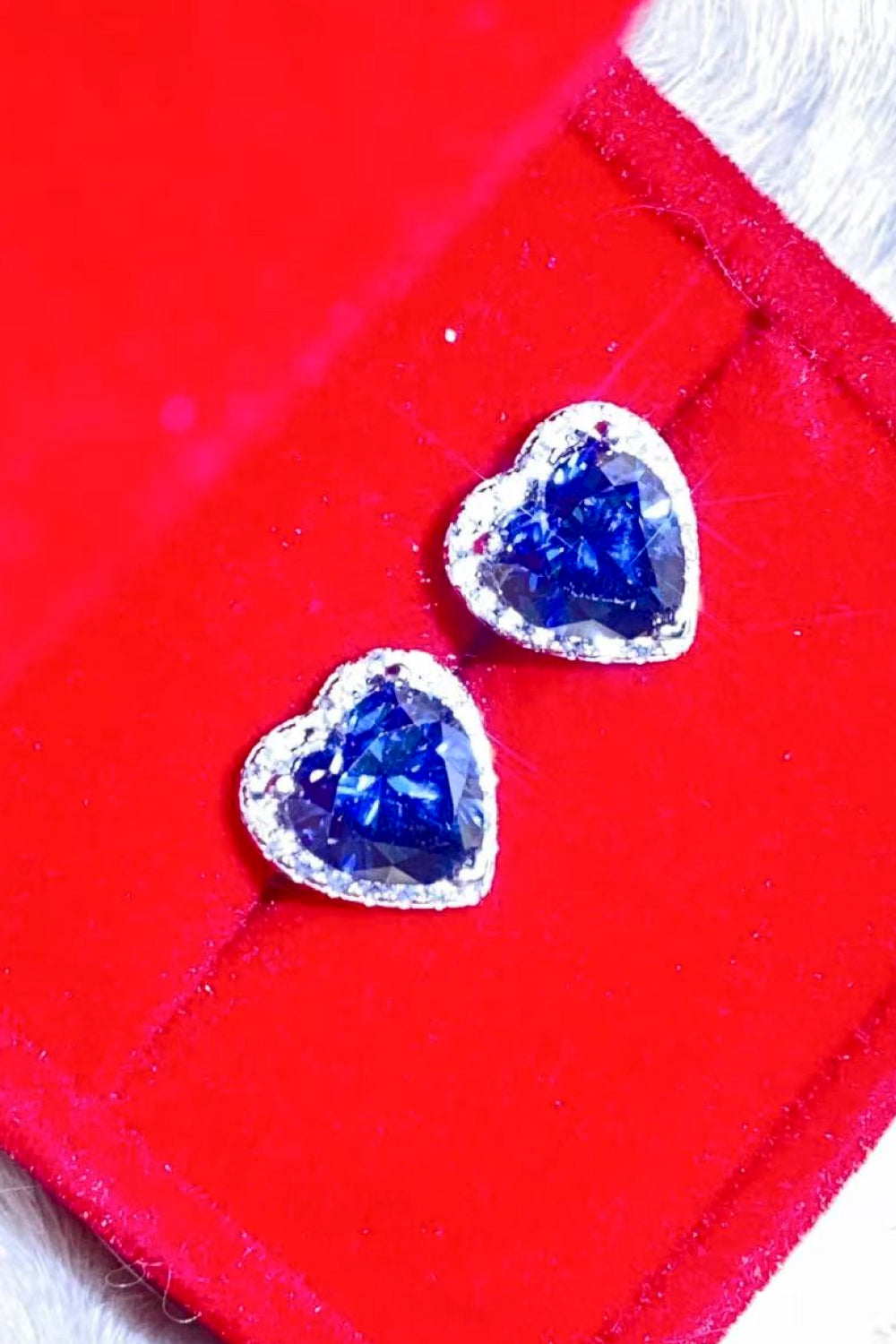 4 Carat Moissanite Heart-Shaped Stud Earrings Uncommon Things